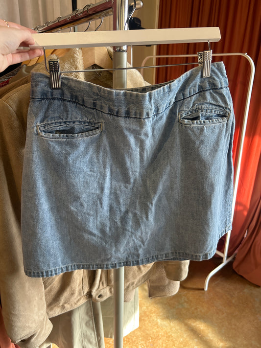 4048 cherokee denim light wash skirt