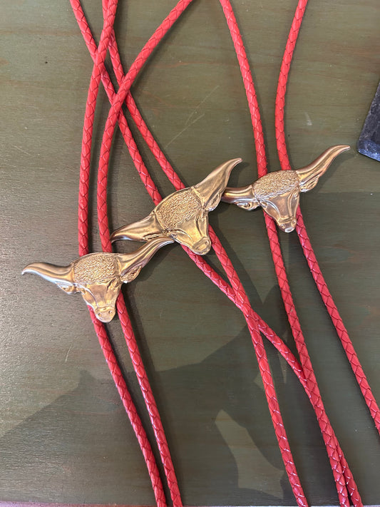 Lux & Luz Longhorn UT Bolo Tie