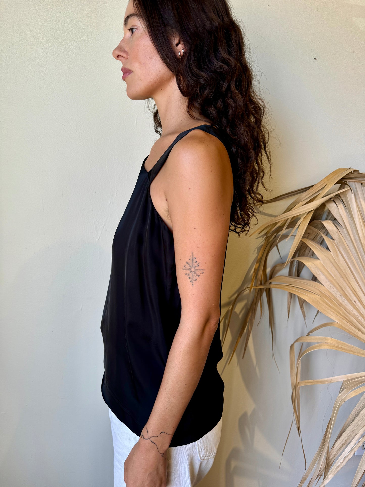 side view theory black silk asymmetrical tank